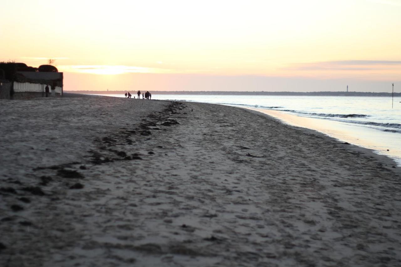 Appartement Arcachon Perreire Premiere Ligne Les Pieds Dans L Eau Vue Magnifique Sur Le Bassin 외부 사진