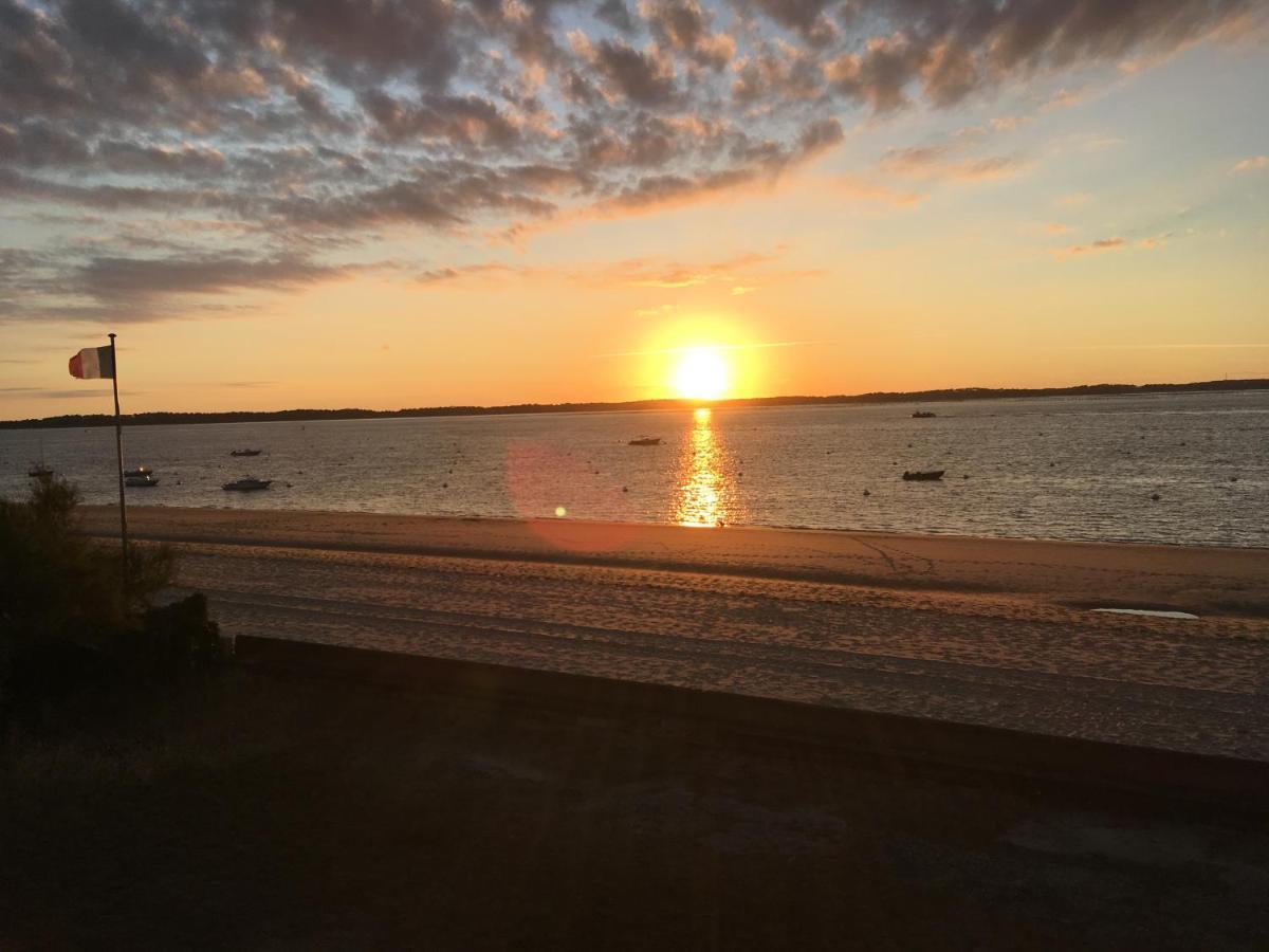 Appartement Arcachon Perreire Premiere Ligne Les Pieds Dans L Eau Vue Magnifique Sur Le Bassin 외부 사진